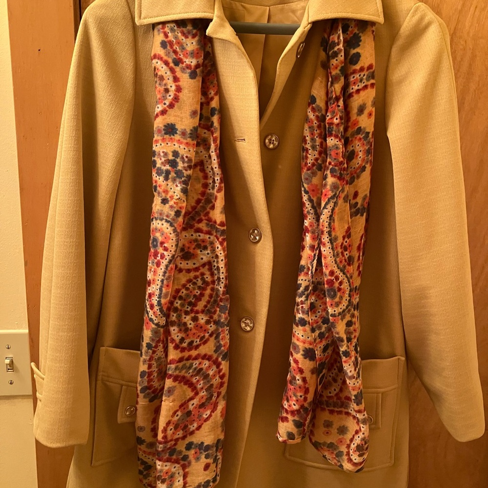 Vintage Tan Women's Coat with Scarf